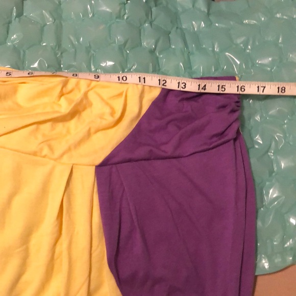 Purple and yellow gold strapless tops. - Picture 7 of 7